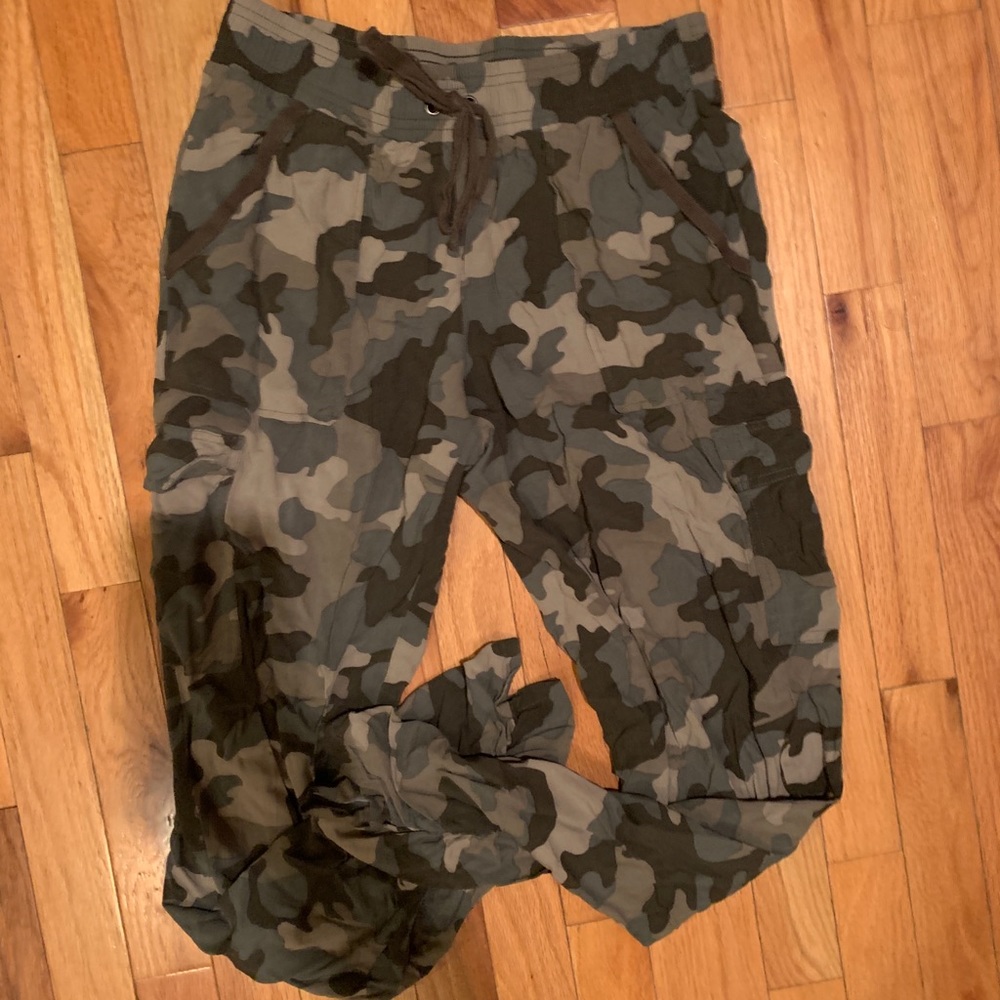 New, no tags Camo pants